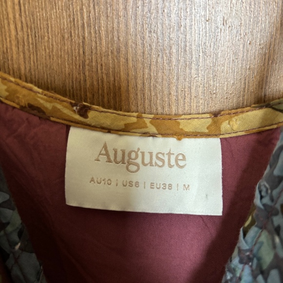 Auguste the label - Picture 2 of 2